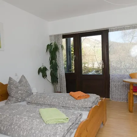 Bio-gaestehaus Rhoendistel 招待所 波彭豪森