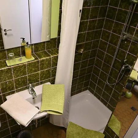 Bio-gaestehaus Rhoendistel 招待所 3*