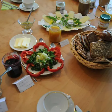 Bio-gaestehaus Rhoendistel 波彭豪森