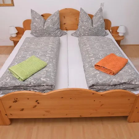 Bio-gaestehaus Rhoendistel 3*