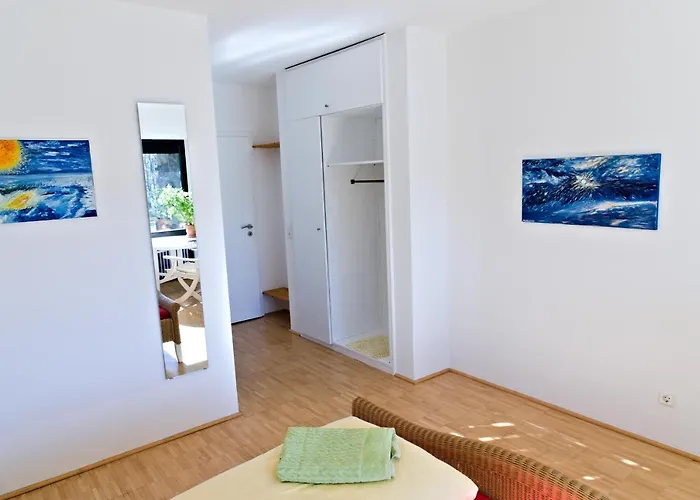 Bio-gaestehaus Rhoendistel 招待所 波彭豪森