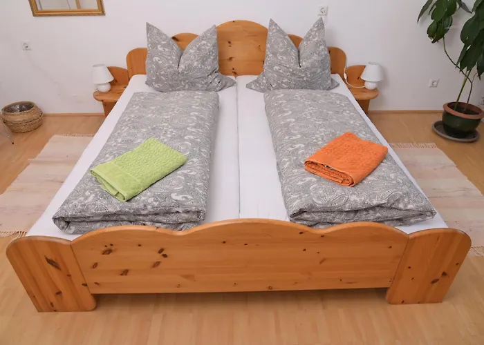 Bio-gaestehaus Rhoendistel 3*