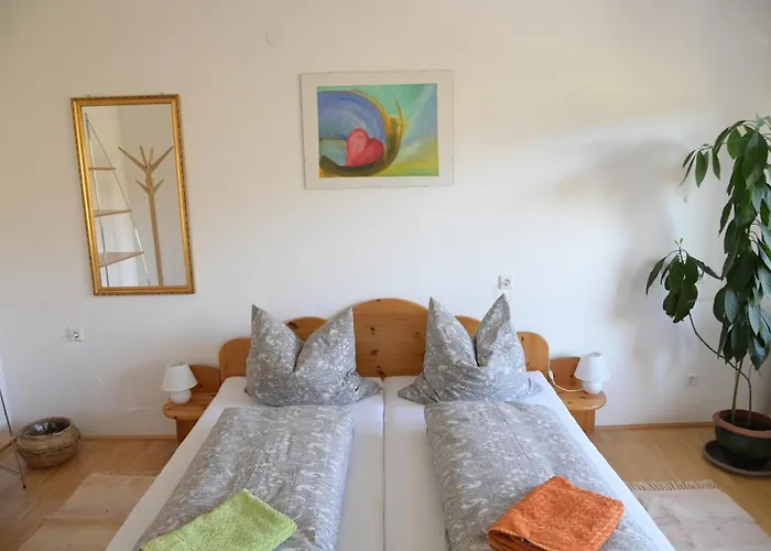 Bio-gaestehaus Rhoendistel 3*