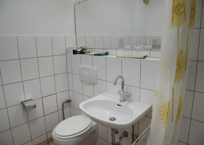 Bio-gaestehaus Rhoendistel 波彭豪森