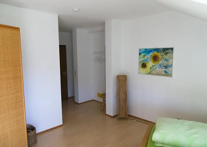 Bio-gaestehaus Rhoendistel 3*